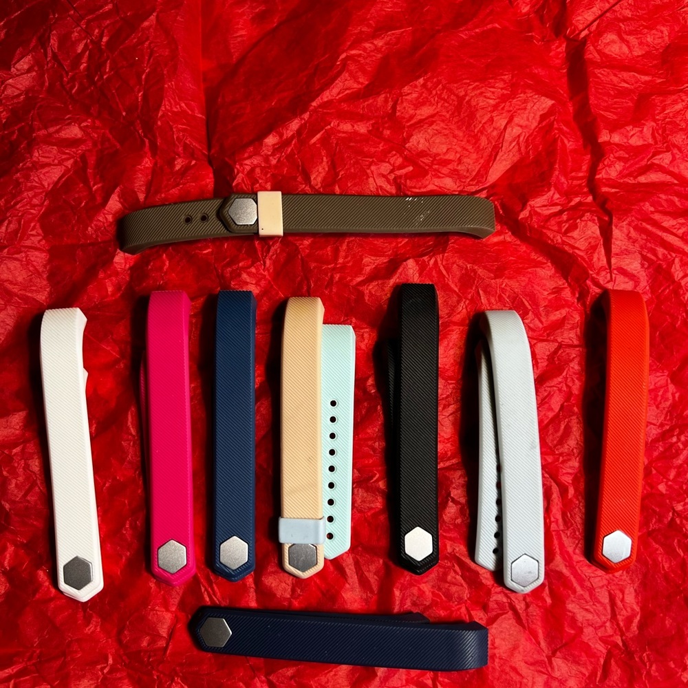 Fitbit Alta bands lot